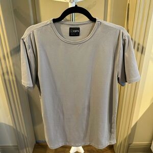 Cuts AO Curve-Hem Tee (m)